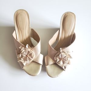 Naturalizer N5 Comfort Sandals